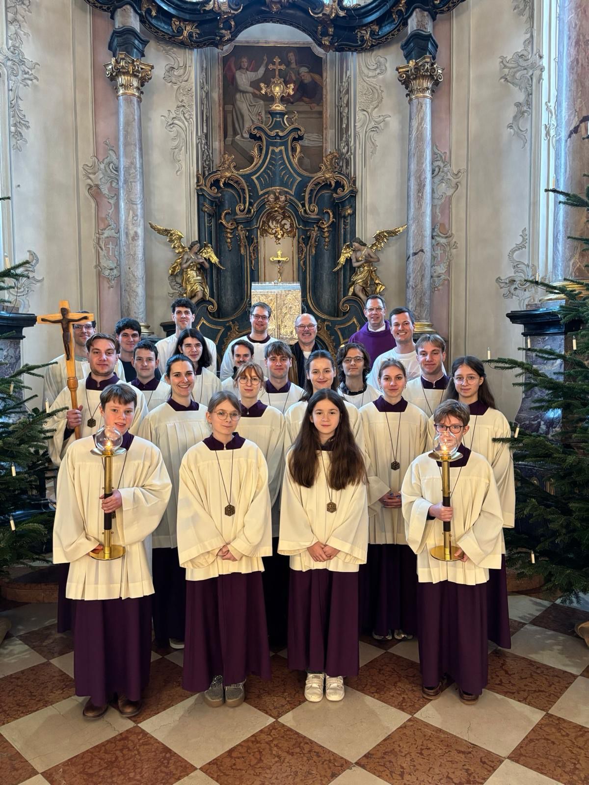 Minis St Peter 2 (c) St. Peter