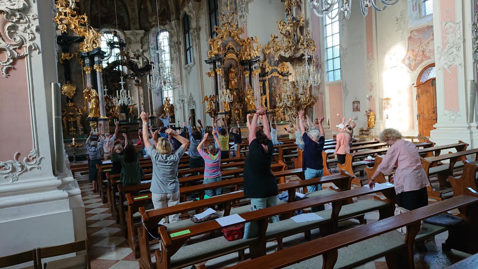 2021 Coronaprobe in der Kirche (c) PetersChor