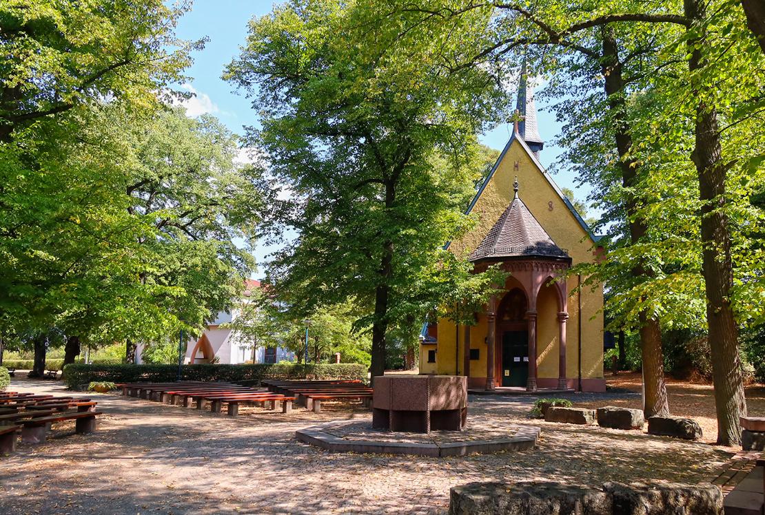 Maria_Einsiedel_bei_Gernsheim_-_Blick_von_Westen (c) Maria_Einsiedel_bei_Gernsheim_-_Blick_von_Westen