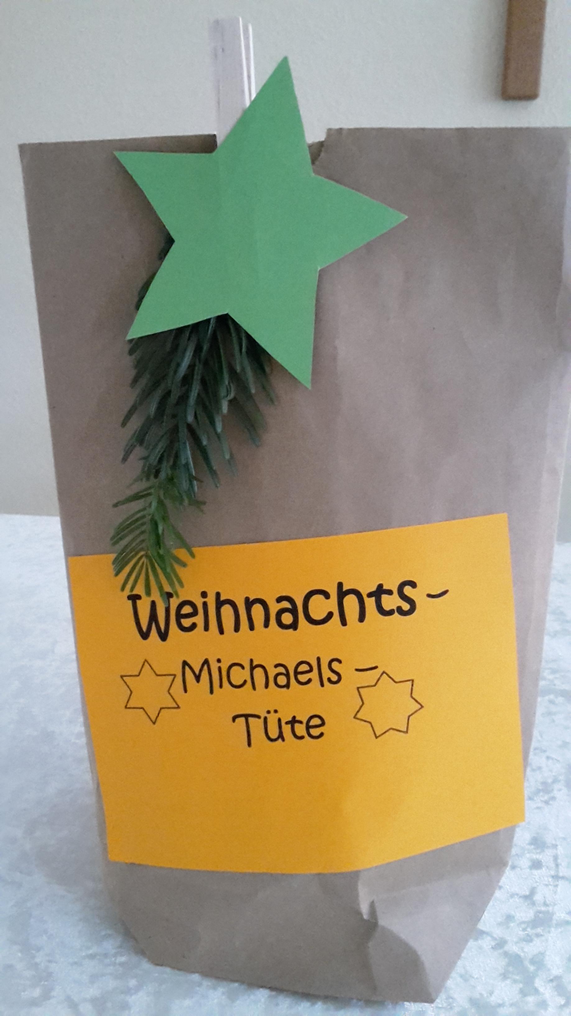 michalestuet-weihnachten-gelb