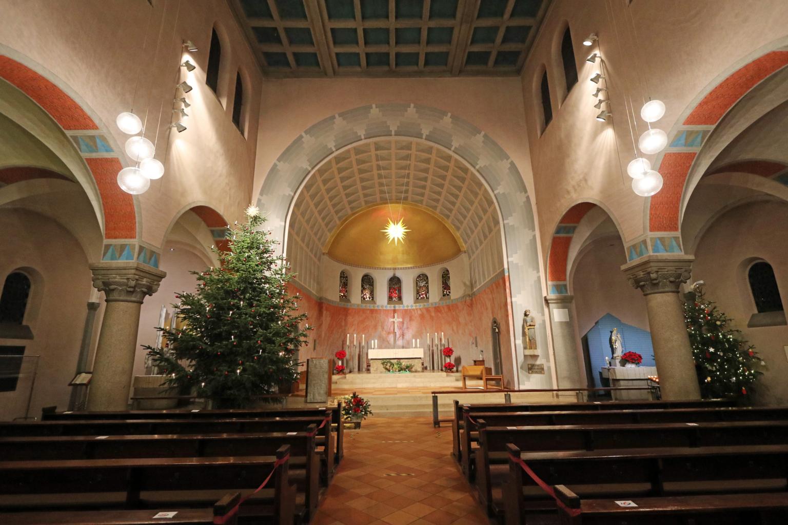 Weihnachten in St Josef (c) D. Thiel