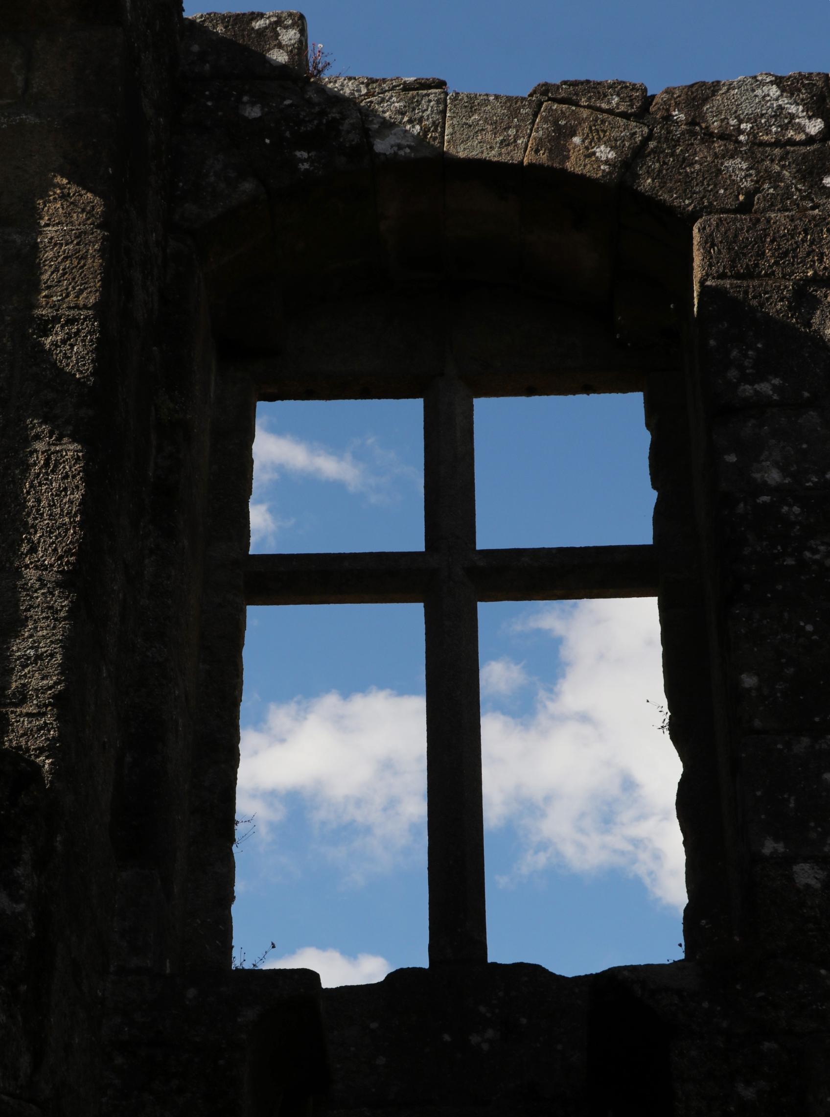 Fenster zum Himmel (c) Dietmar Thiel