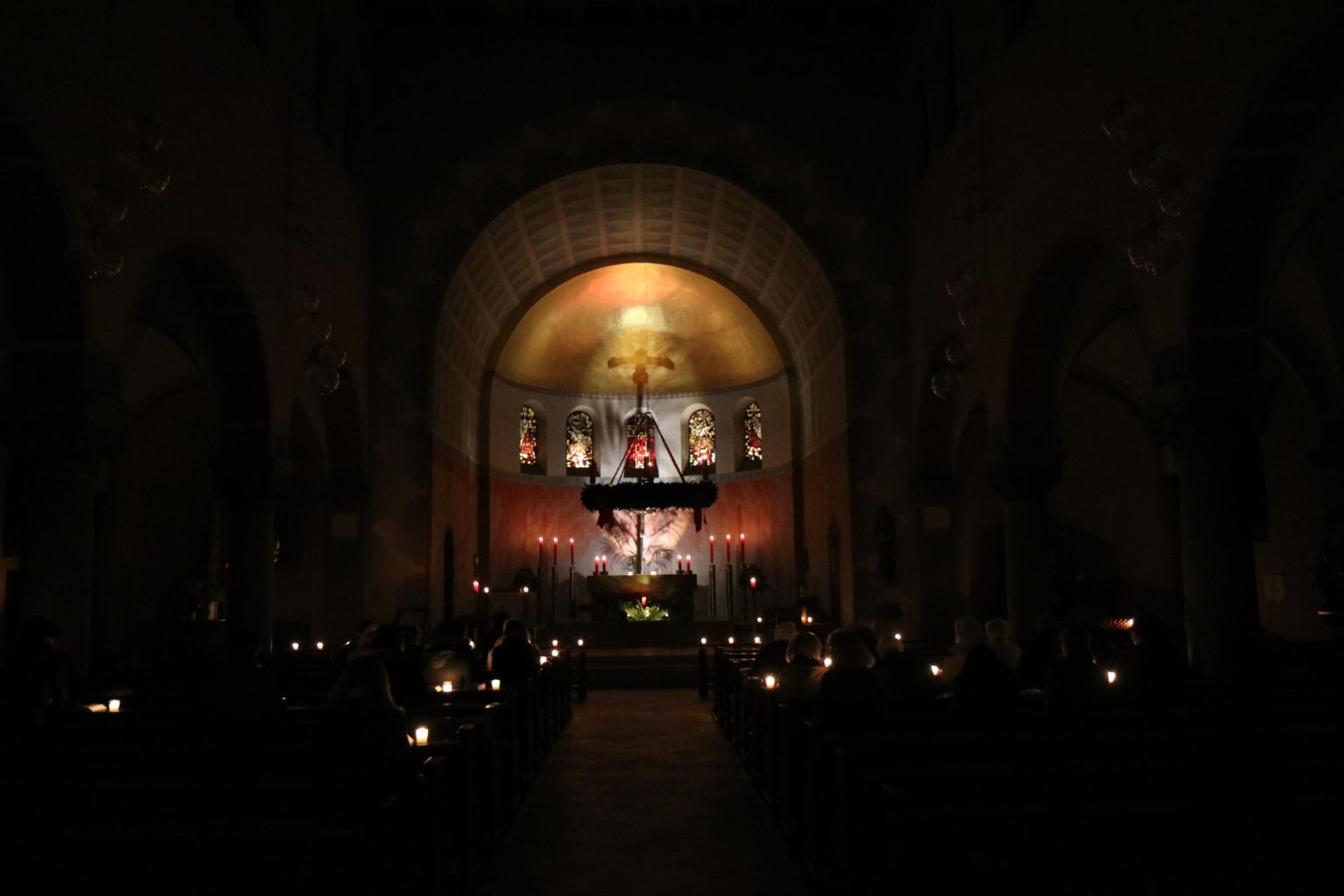 Rorate-Messe in St. Josef (c) D. Thiel