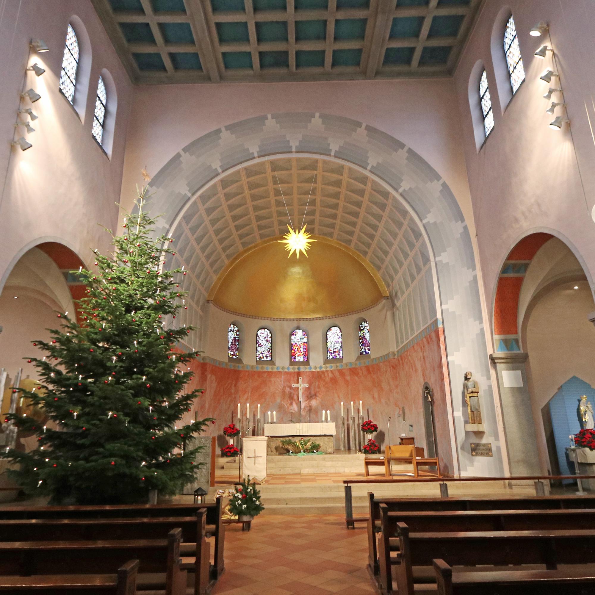 Weihnachten in der Kirche St. Josef Neu-Isenburg