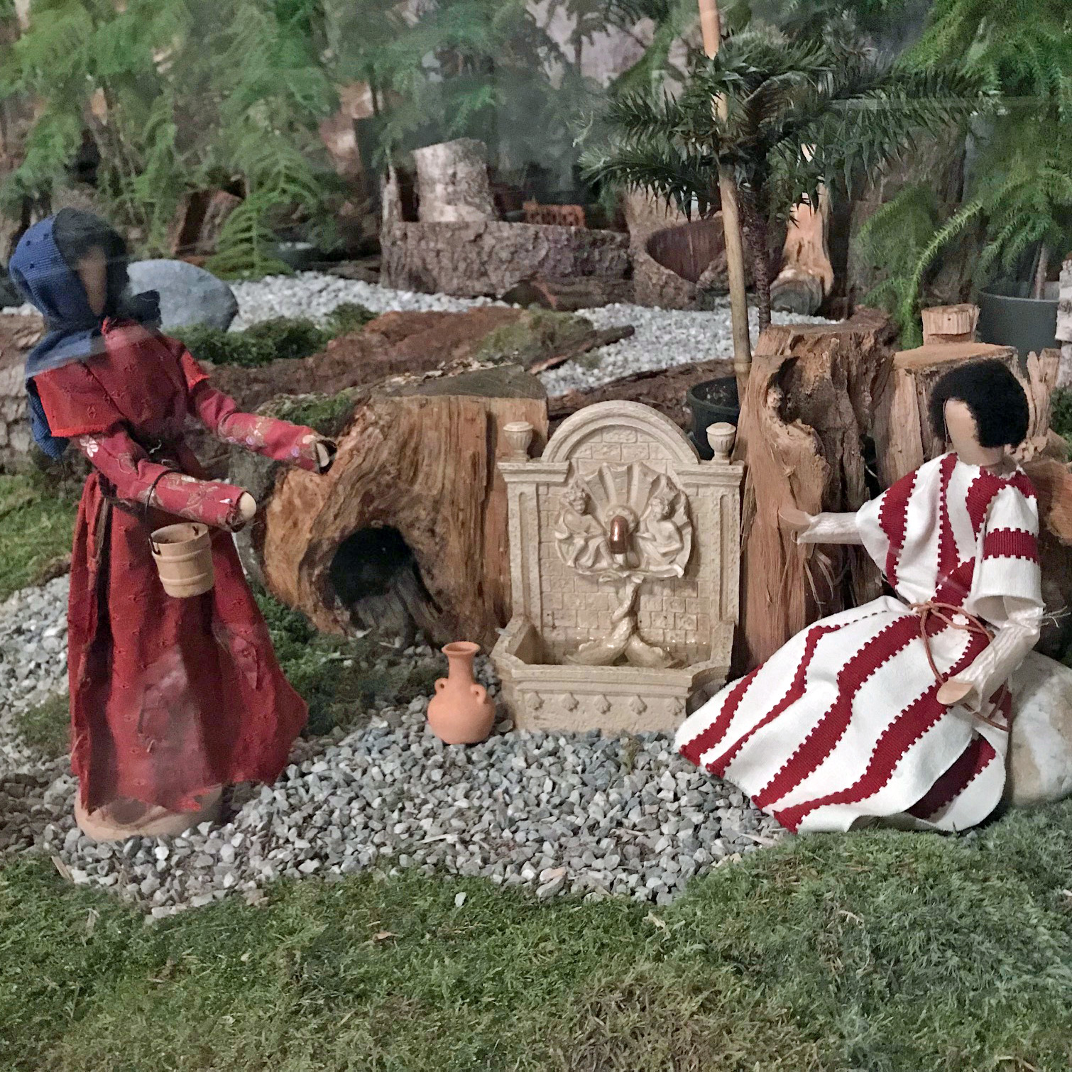 Jesus begegnet der Frau am Jakobsbrunnen (Fastenkrippe St. Josef Neu-Isenburg)