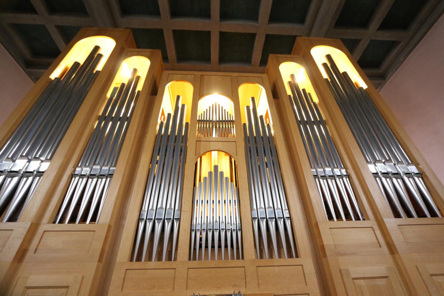 Die Göckel-Orgel der Kirche St. Josef in Neu-Isenburg (c) D. Thiel