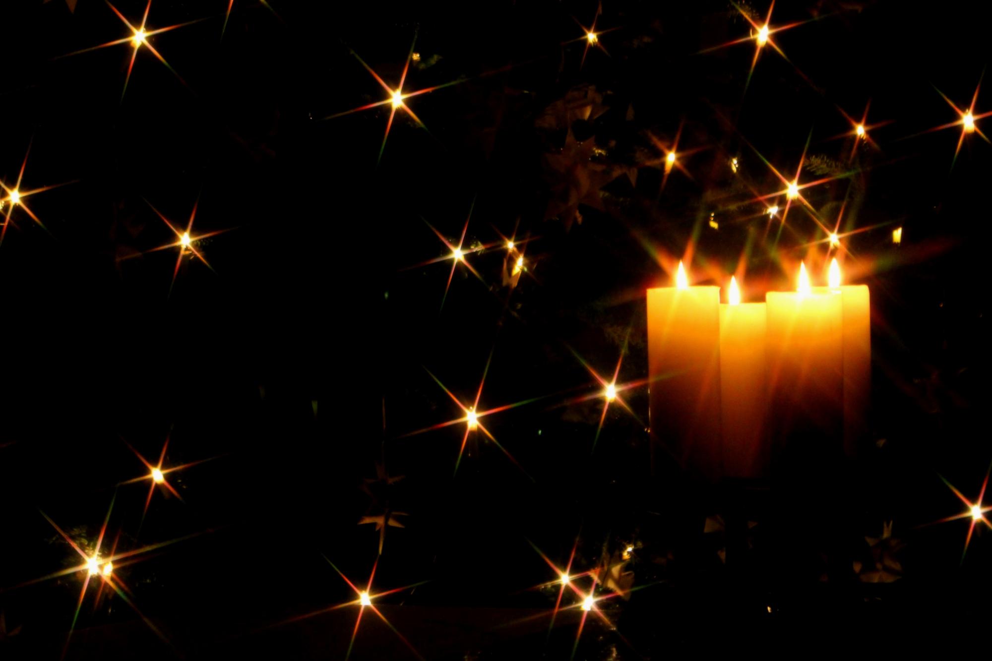 Sterne und Kerzen