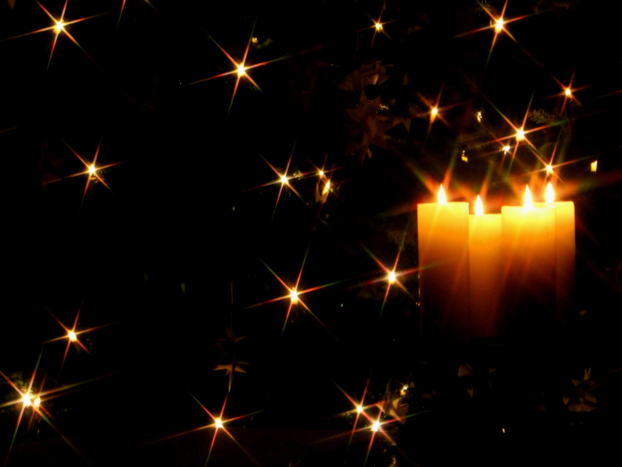 Sterne und Kerzen