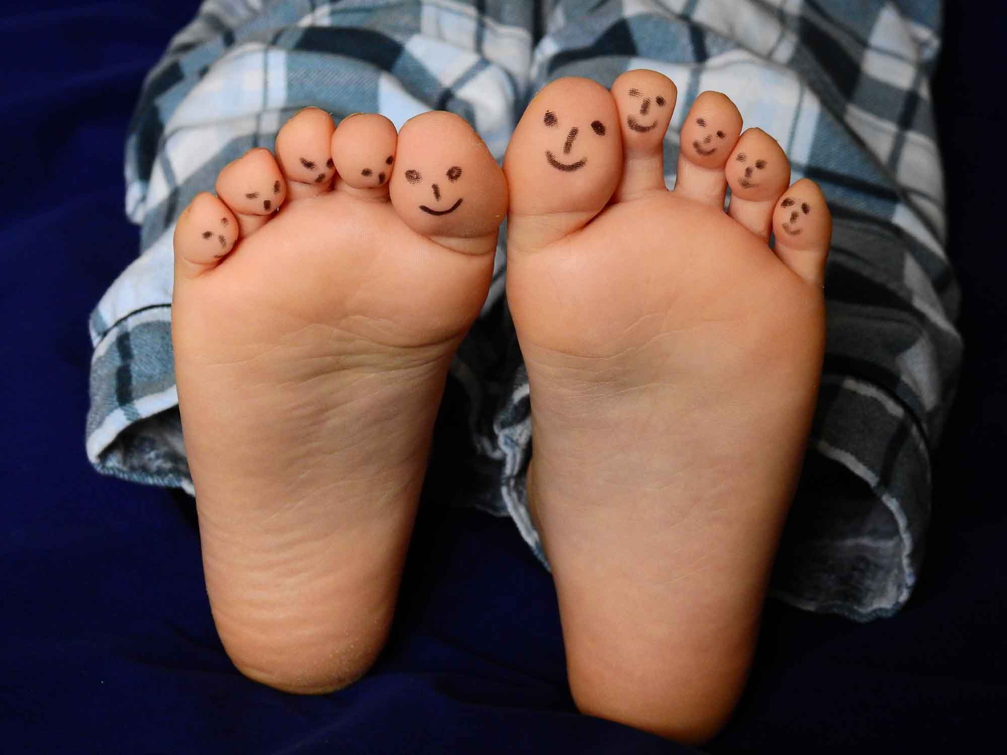 feet (c) pixabay