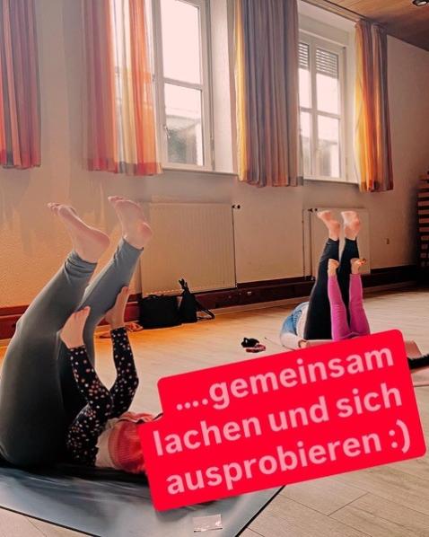 Gemeinsam lachen (c) Leah Grindl