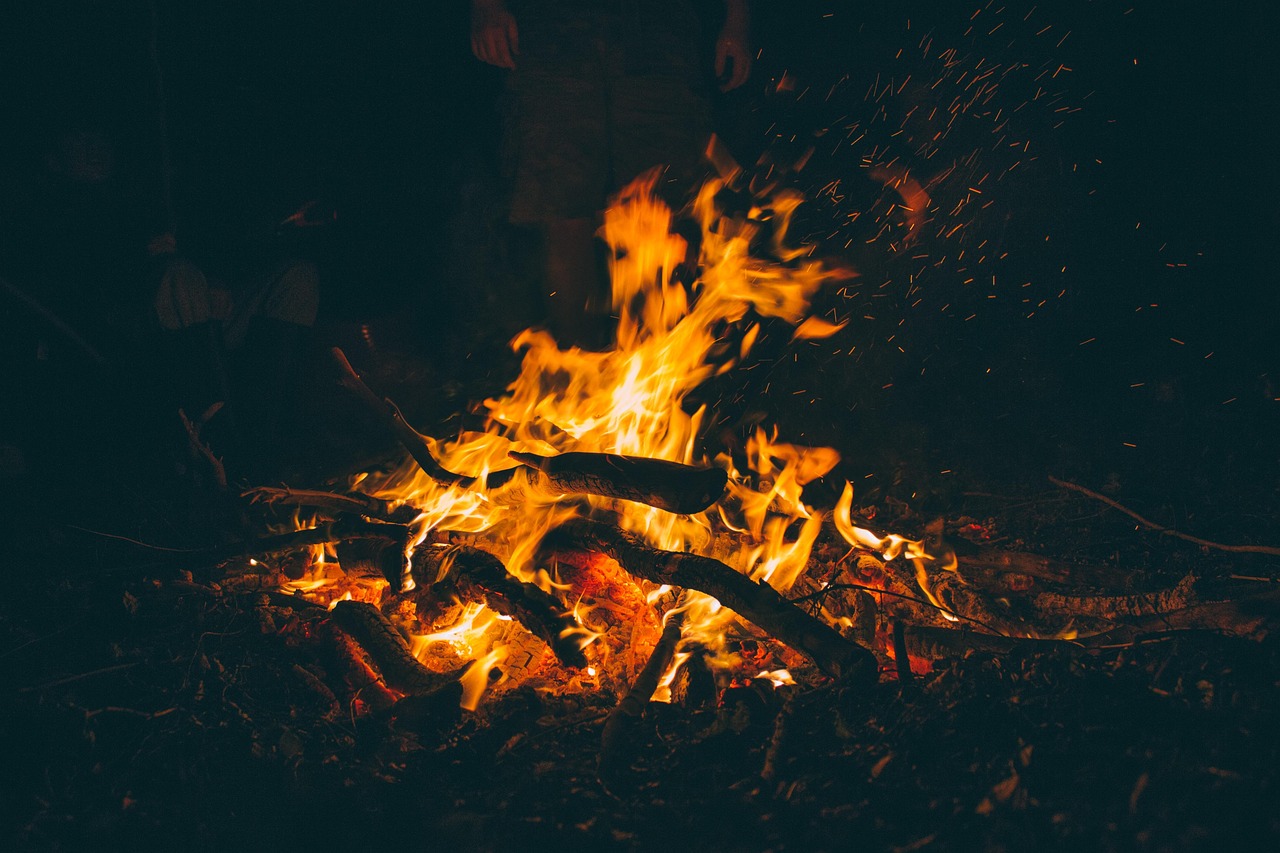 bonfire-1835829_1280 (c) pixabay