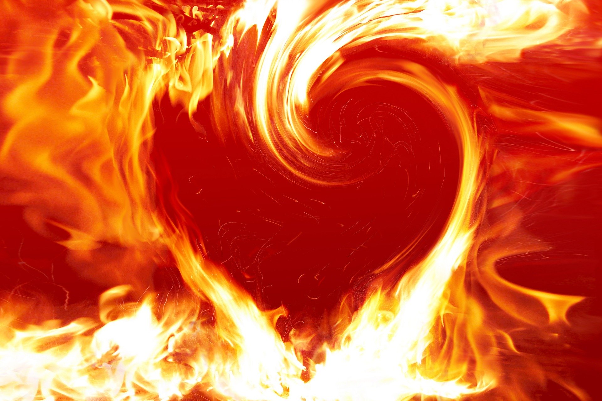 fire-heart-961194_1920(1) (c) Gloria Williams auf Pixabay