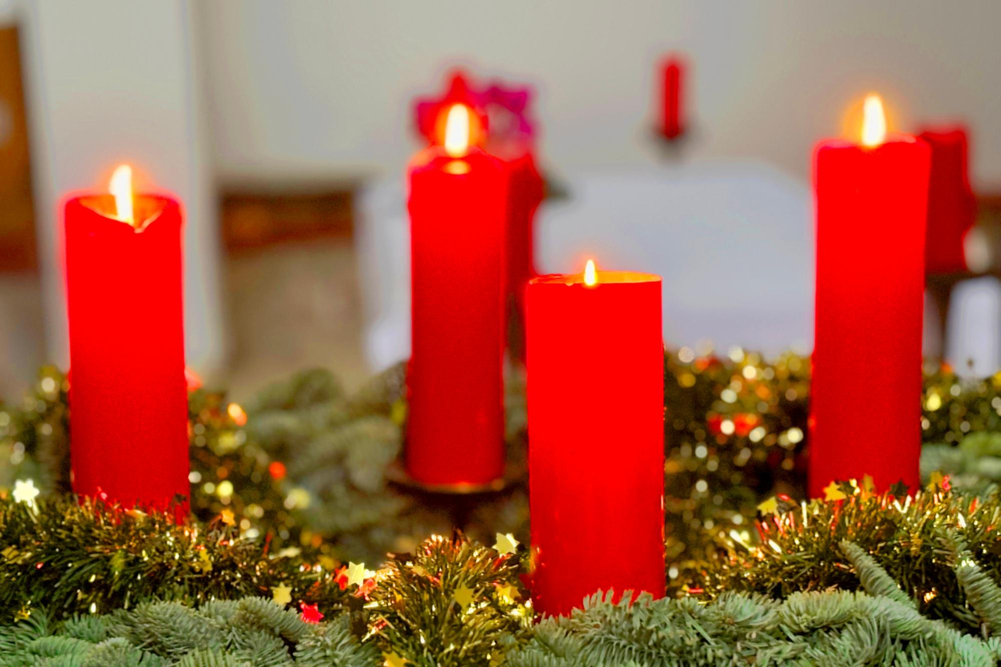 adventskranz-4-advent_by_Christiane-Raabe_pfarrbriefservice