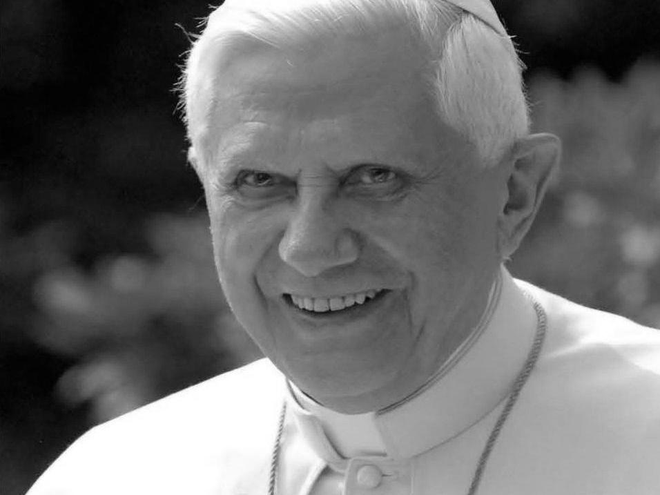 Totenbild_Papst.-em.Benedikt-XVI