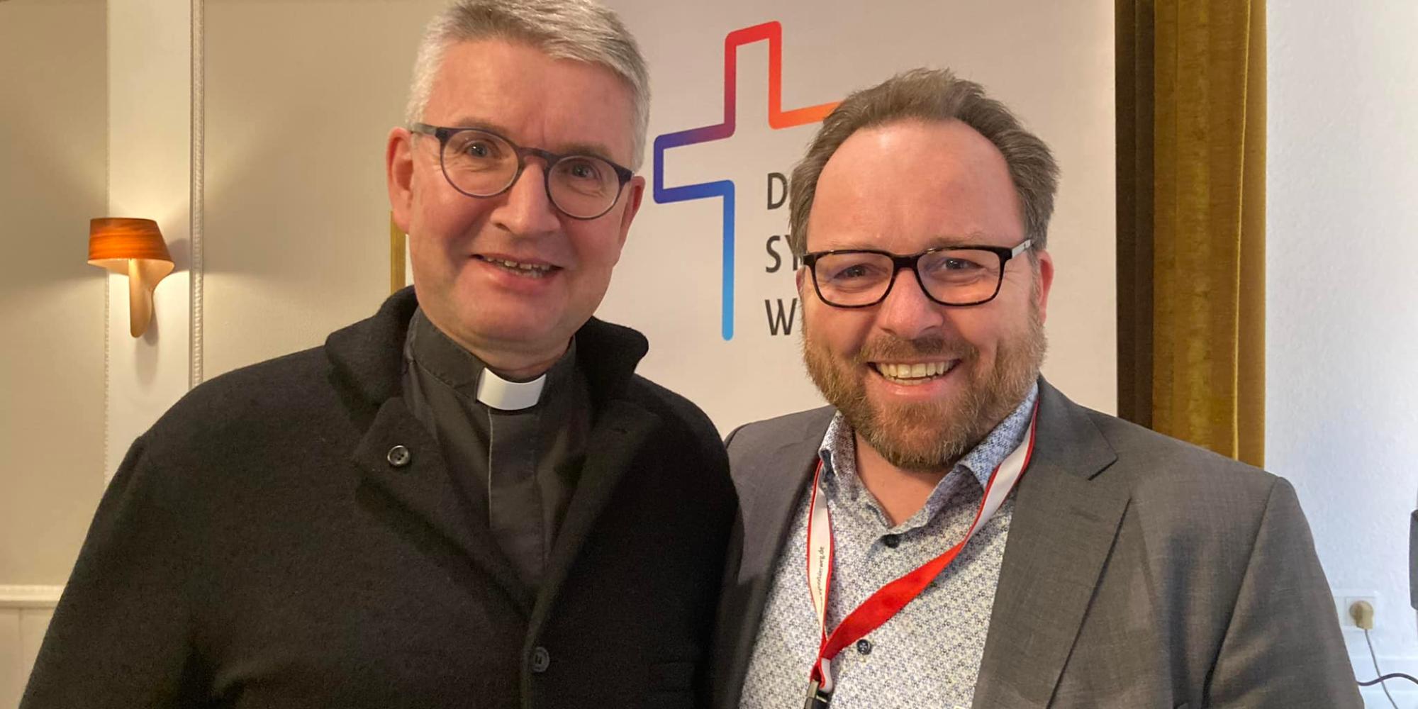 Bischof Peter Kohlgraf mit Martin Buhl