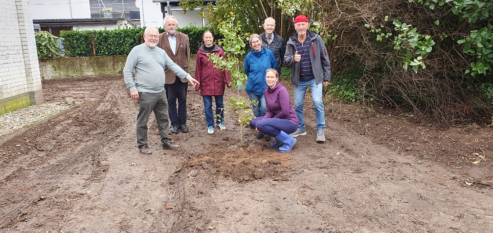 Vollbracht - der Baum und seine Paten (c) N Ankenbrand