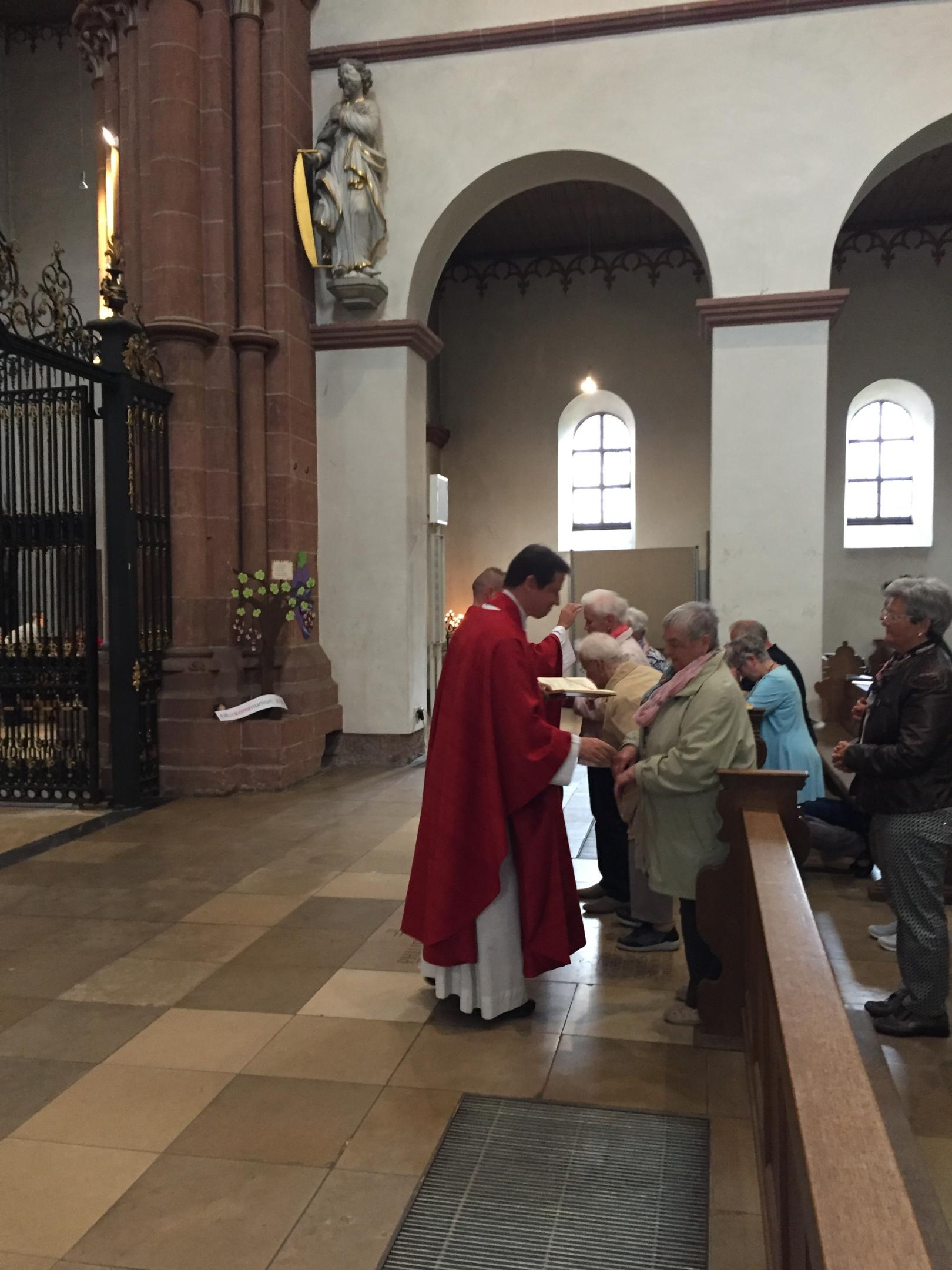 Senioren Basilika Krankensalbung (c) KMueller