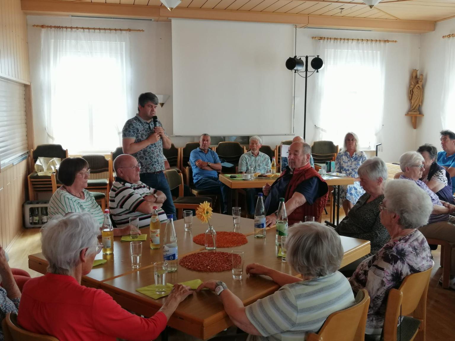 Seniorennachmittag (c) E. Mahr