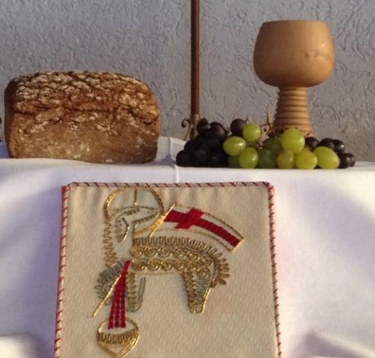 Jesus - gegenwärtig in Brot und Wein