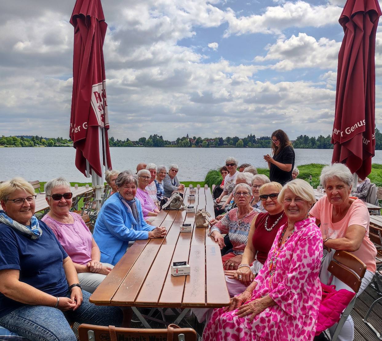 Gesellige Runde am Inheidener See