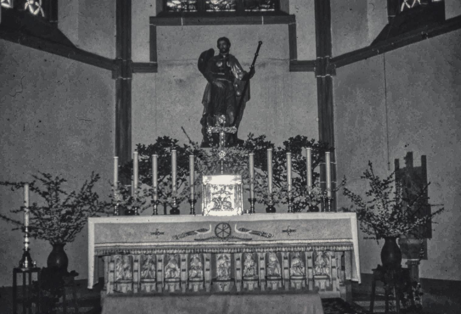 1963-Rochuskapelle-Altar-Röhr (c) Karl Röhr