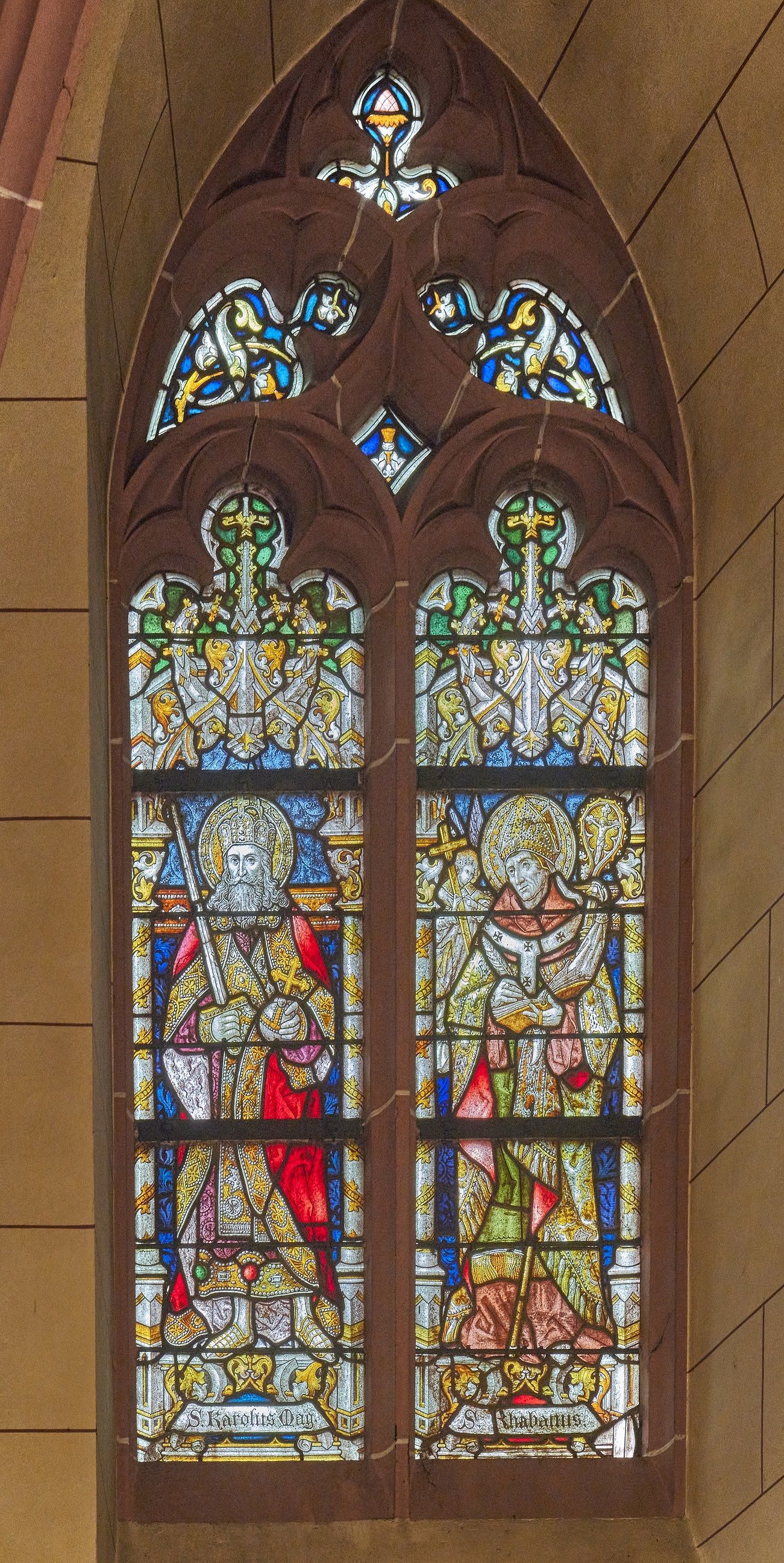 2. linkes Hochschifffenster: Kaiser Karl der Große und Rhabanus Maurus, Erzbischof von Mainz (c) W. Vollrath