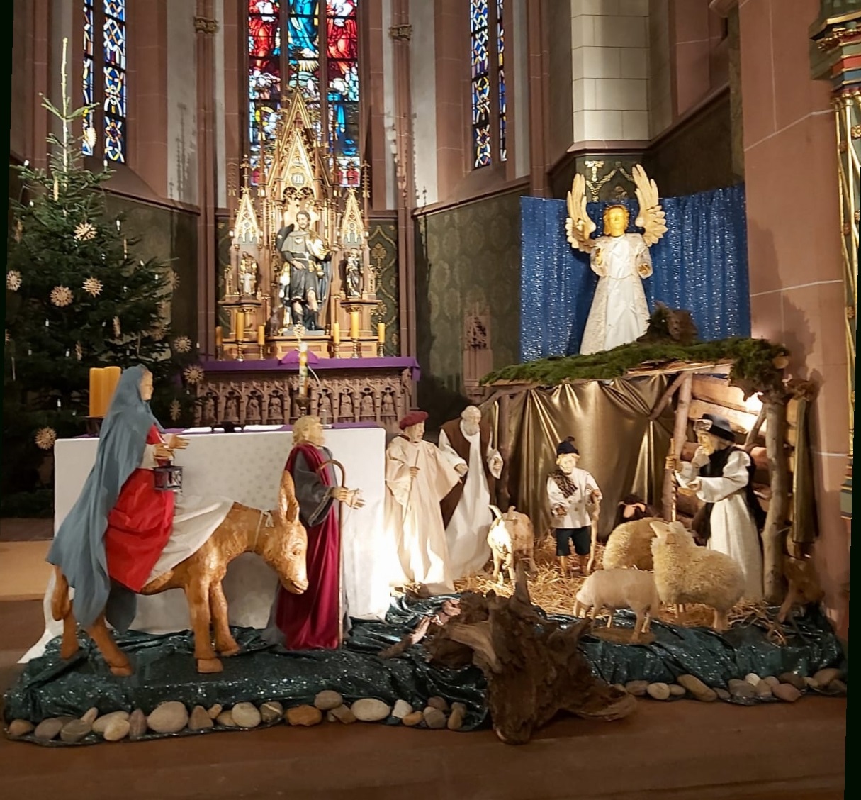 2025-4.Advent-Krippe (c) Rochusbruderschaft