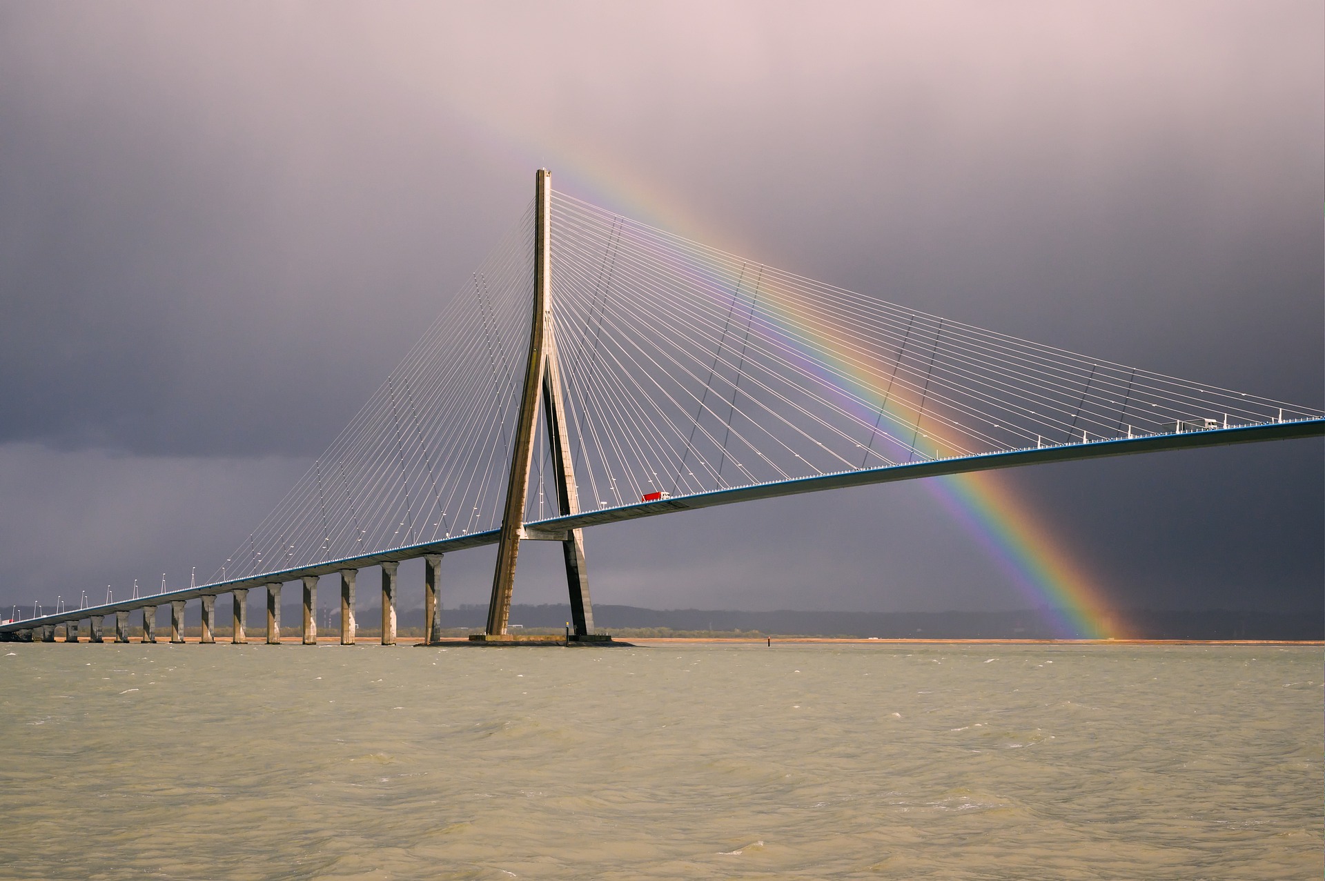 Brücke Regenbogen (c) pi