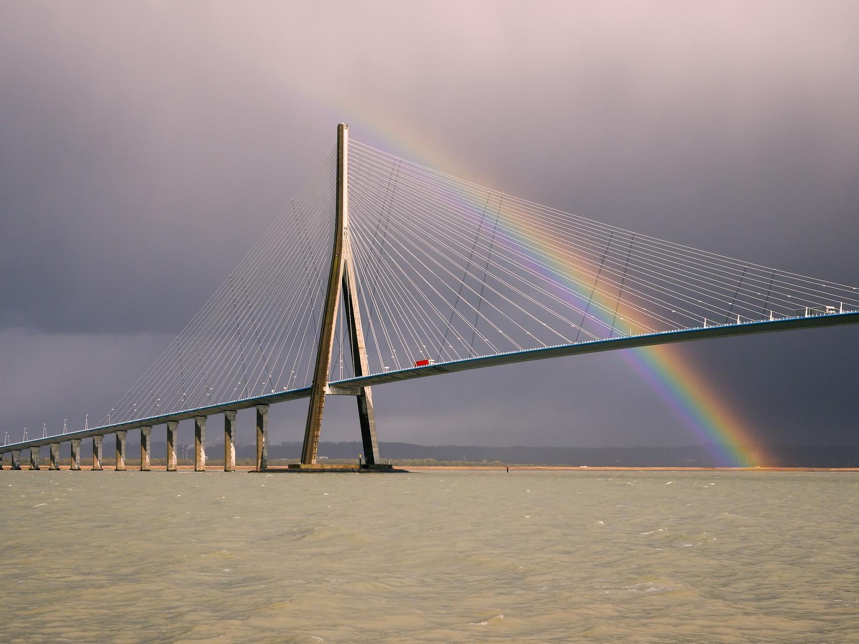 Brücke Regenbogen