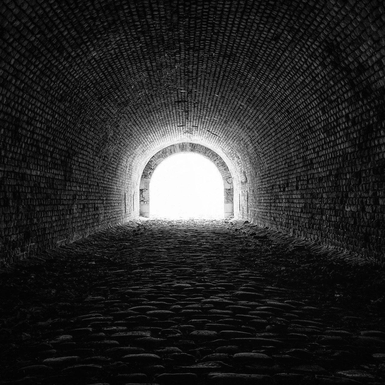 tunnel-3915169_1920