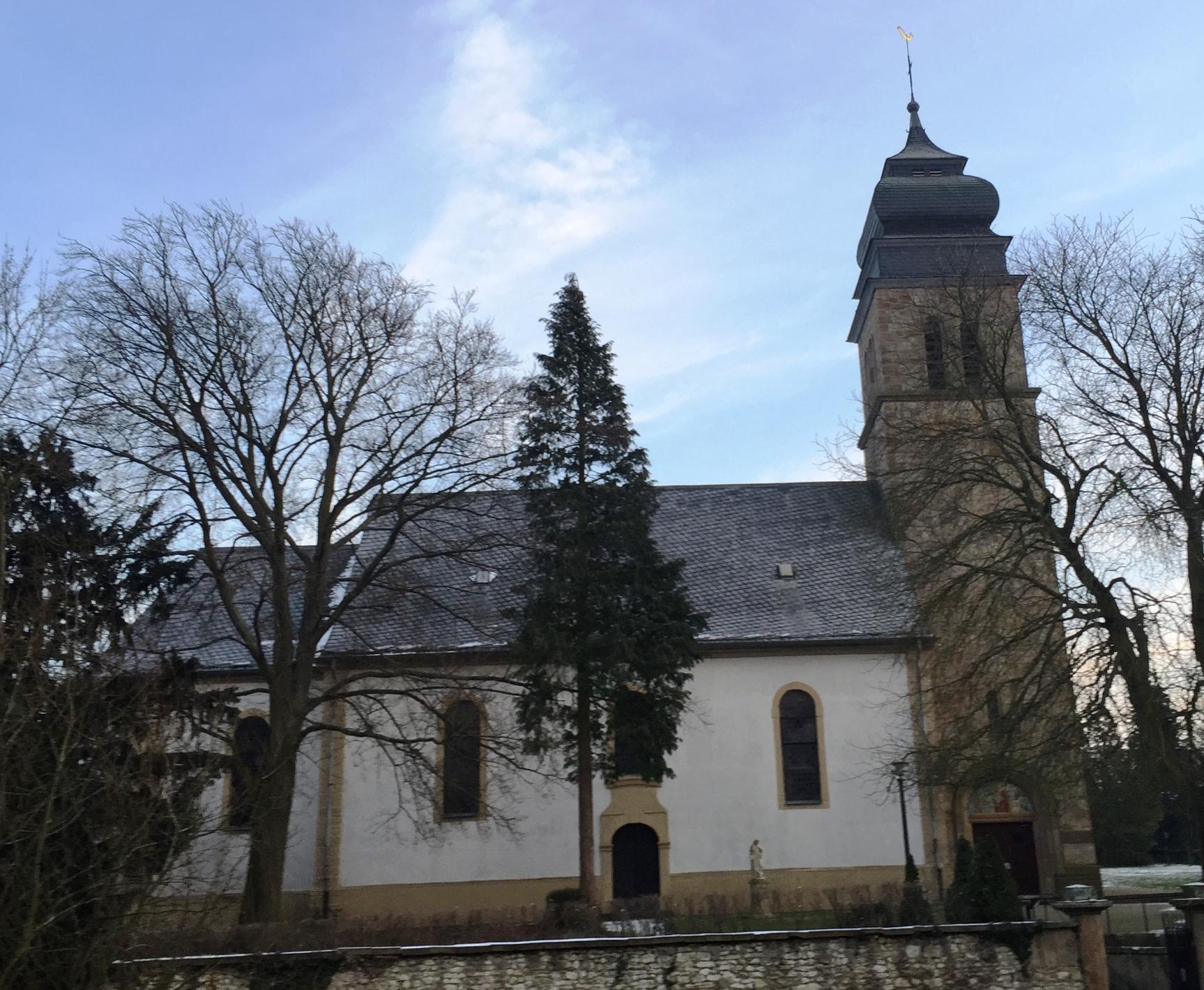 Kirche Ober-Flörsheim (c) S. Groten