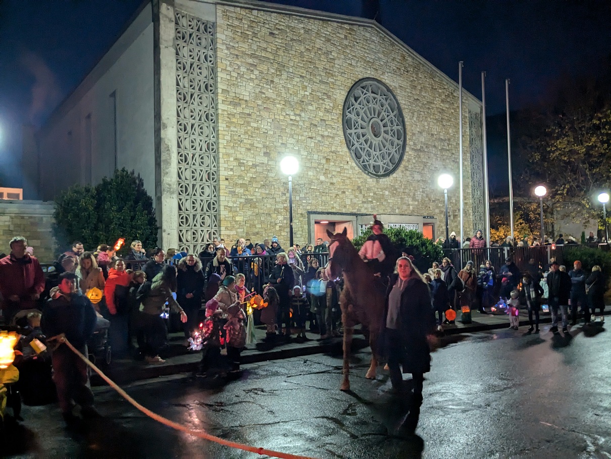 St. Martin, Beginn an der Kirche St. Joseph und Umzug durch Alzey (c) up