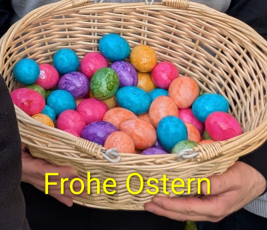Gesegnete Ostereier, die für die Kinder auch im Pfarrgarten zu finden waren. (c) up