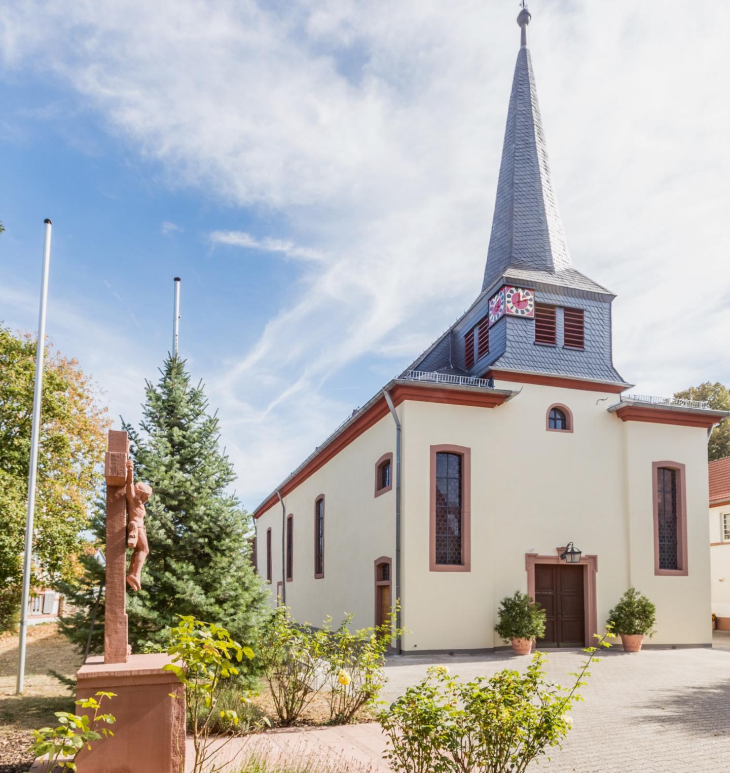 St. Petrus in Ketten in Astheim
