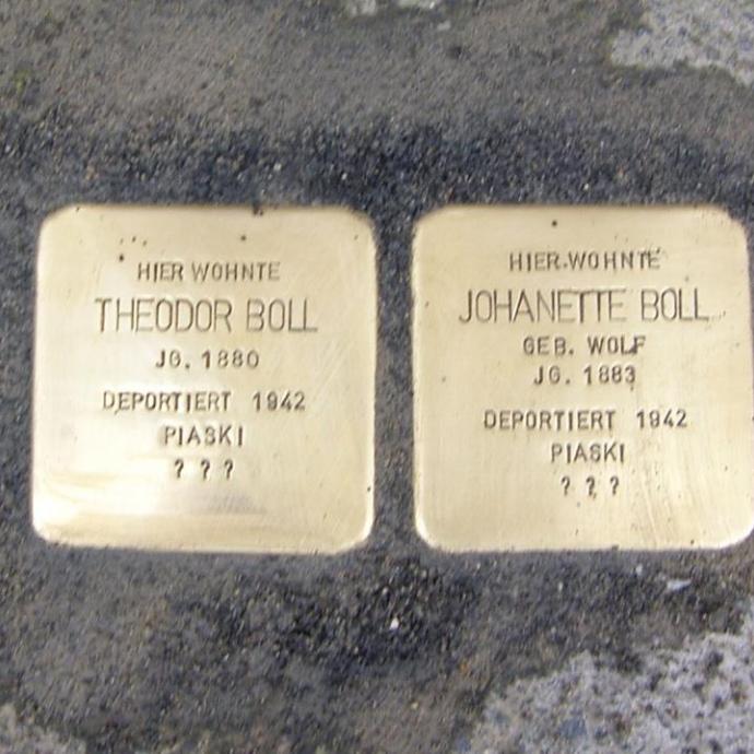 Stolpersteine Boll