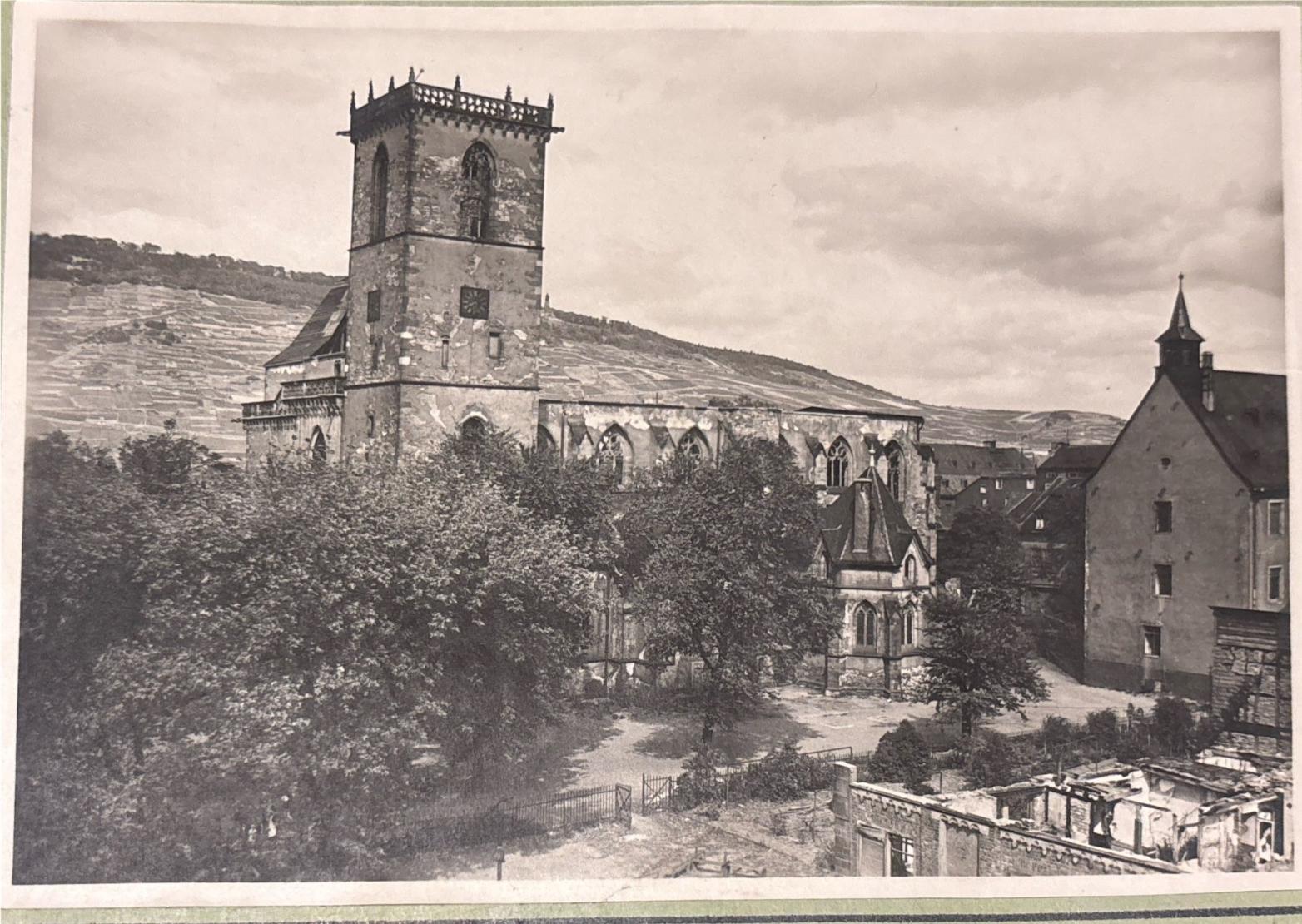 Zerstörte Basilika (c) Stadtarchiv Bingen