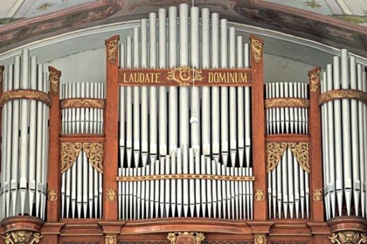 Prospekt der Körferorgel in Bodenheim