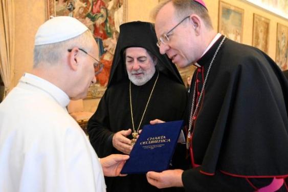 Papst Leo XIV mit Vertretern der Ökumene