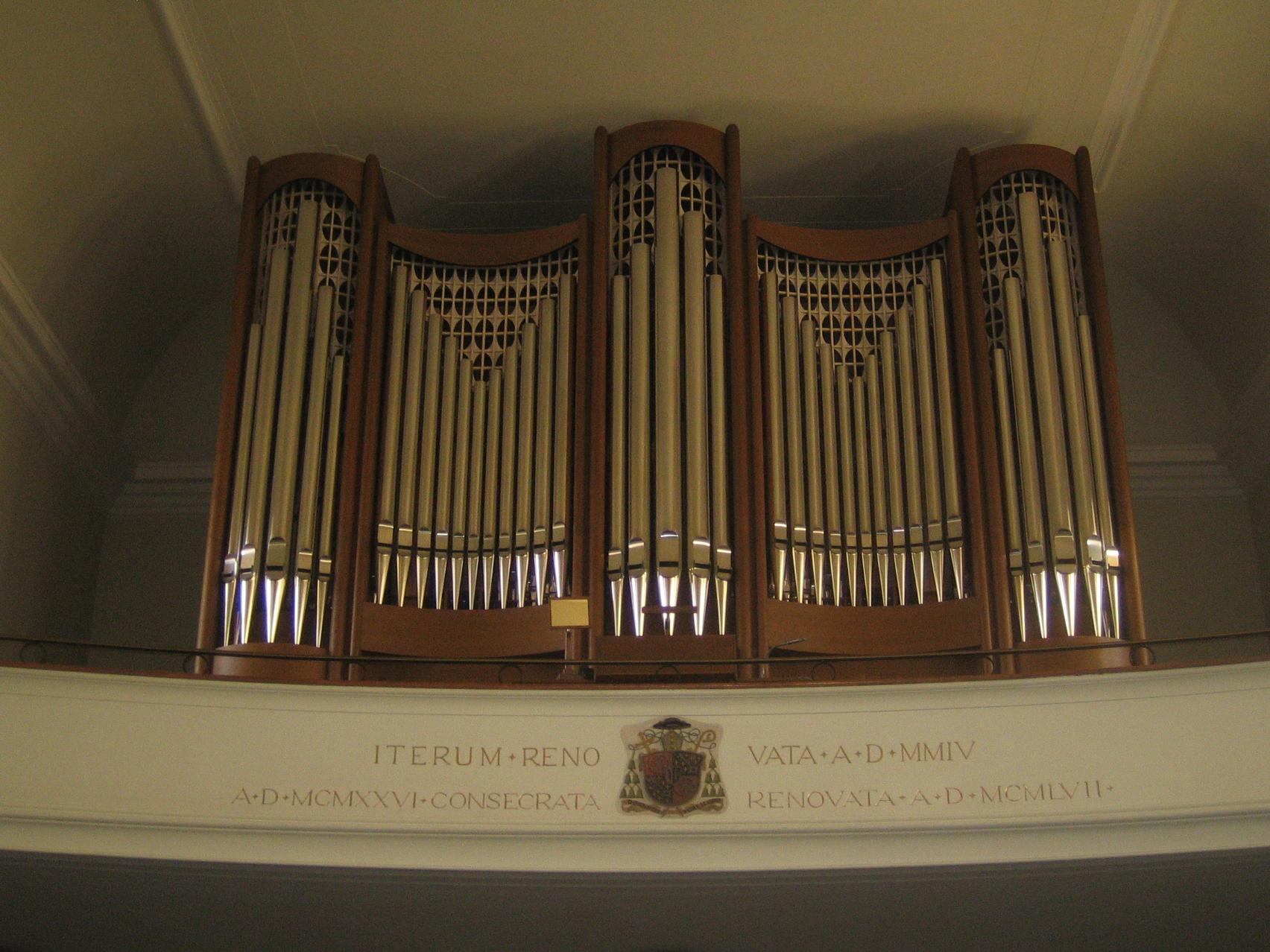 St. Michael - Orgel (2009) (c) Peter Gärtner