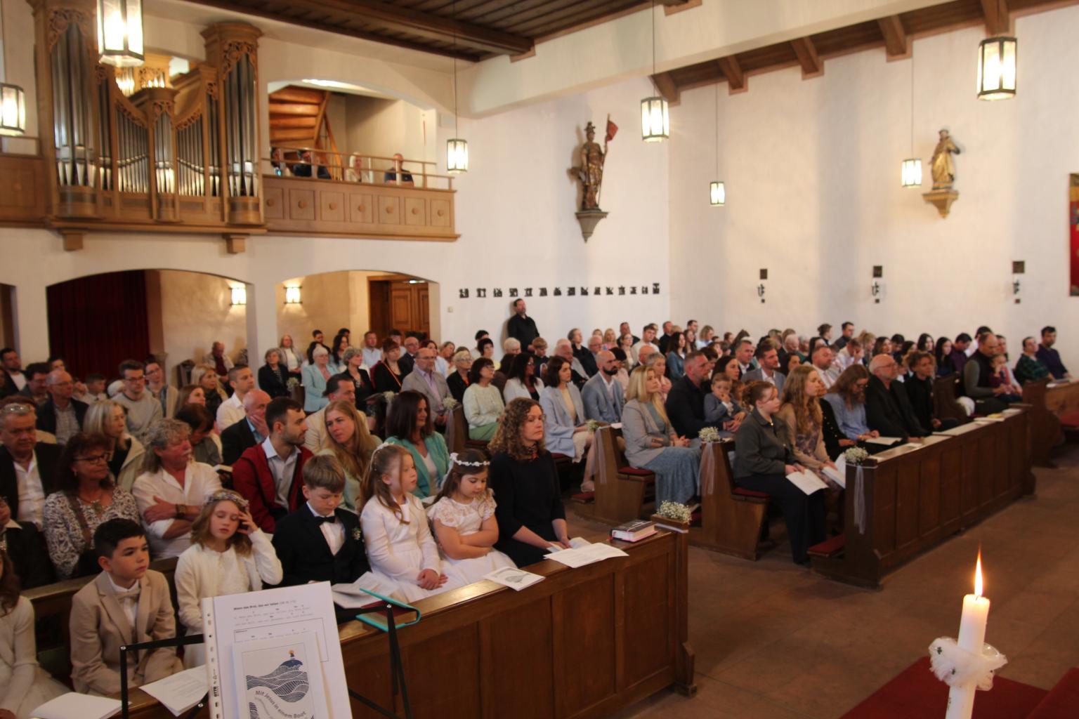 Erstkommunion-Gottesdienst in Rimbach (c) Pfarreien Fürth und Rimbach