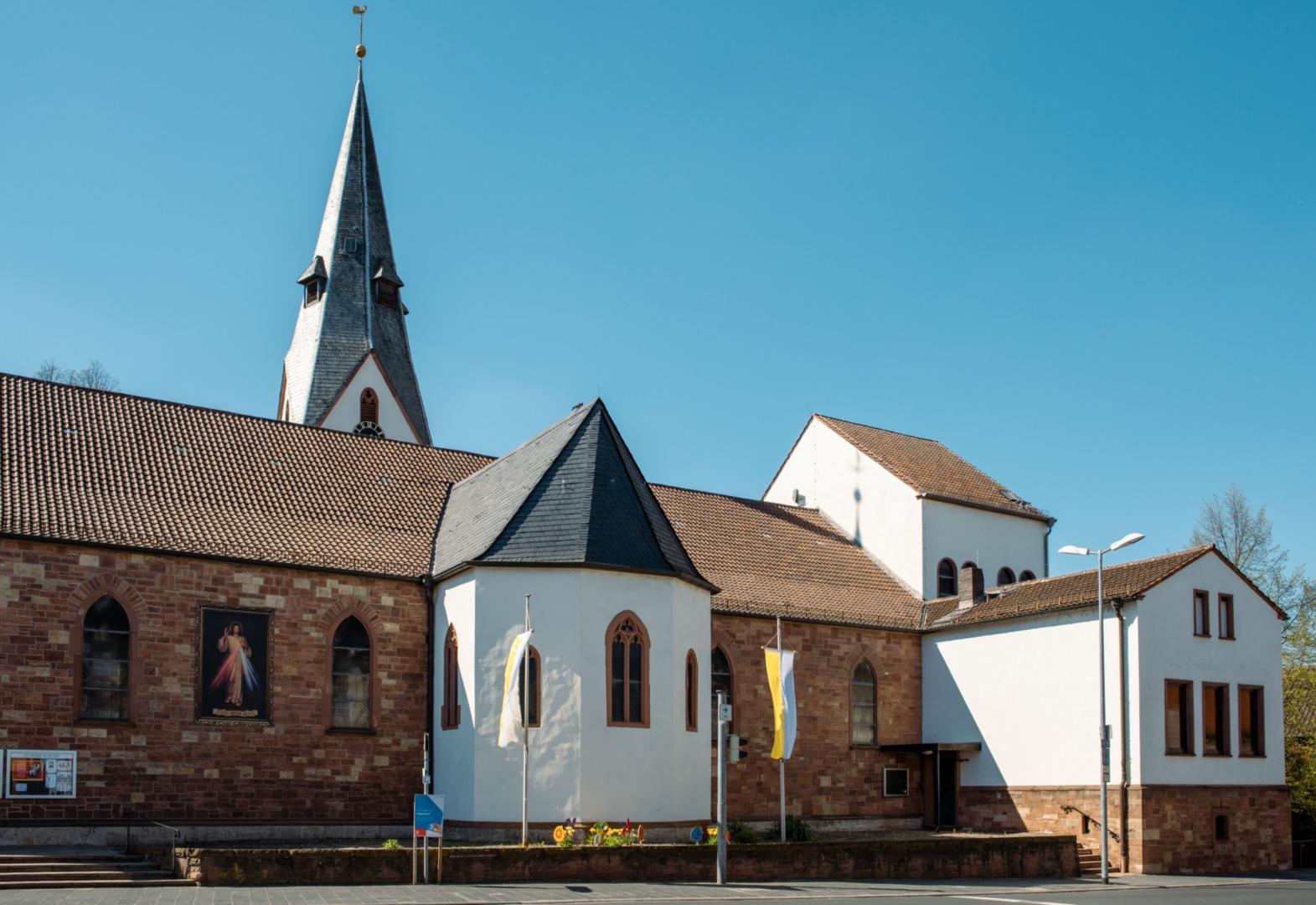 St. Petrus in Ketten Weiskirchen