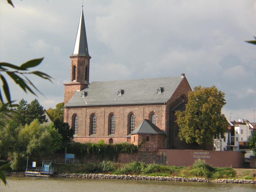 Die St. Kilianskirche: Wahrzeichen Kostheims (c) Hans Dötsch