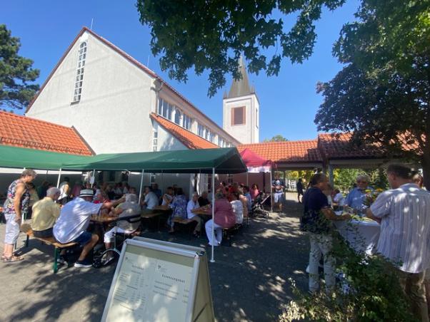 Blick in den Pfarrgarten