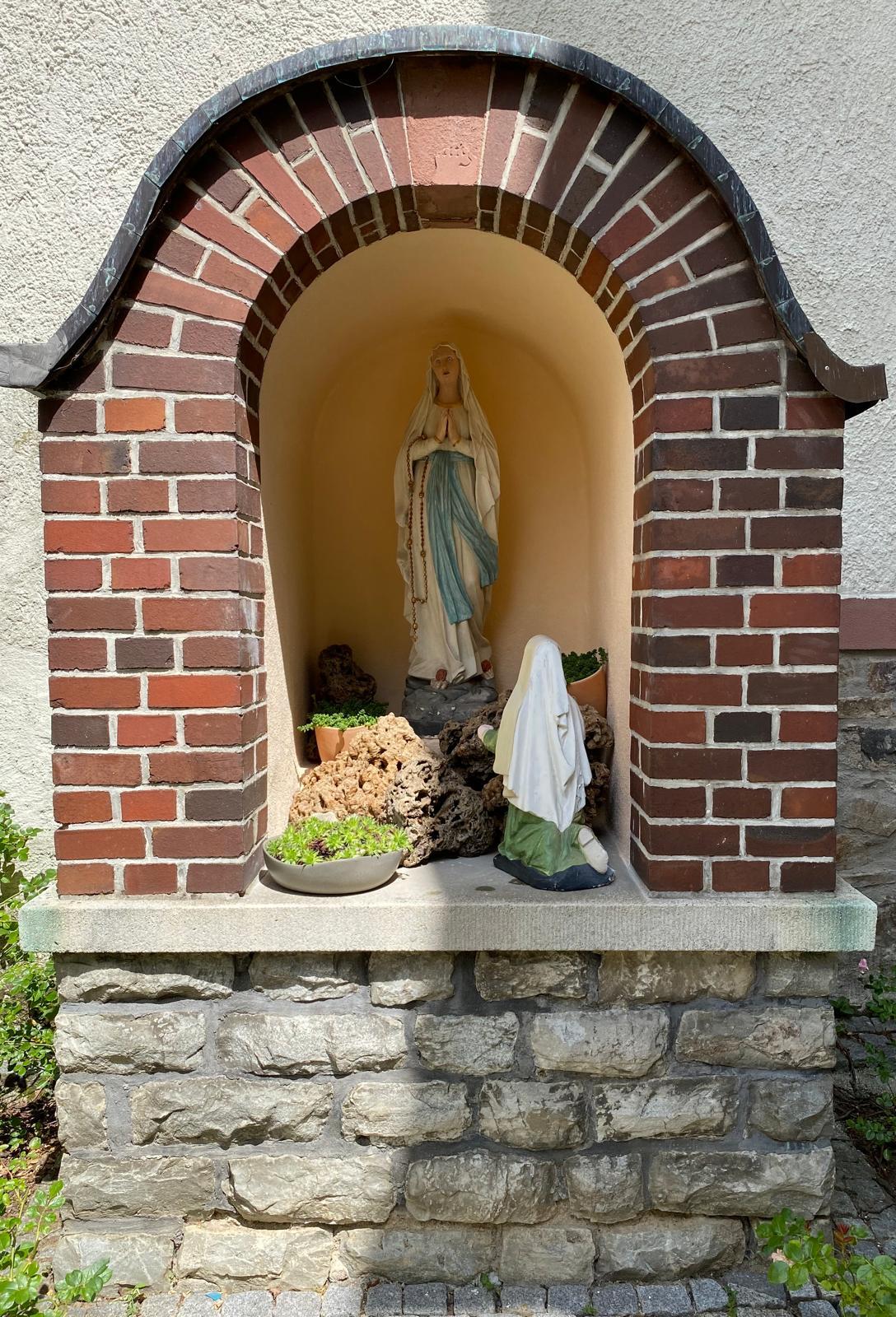 Lourdes-Grotte St. Remigius 2025