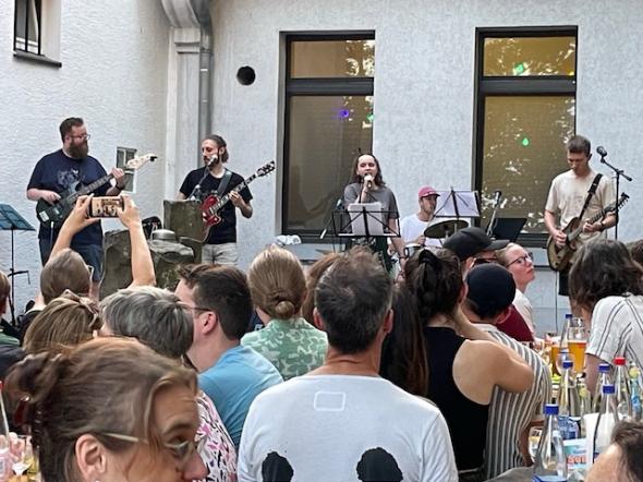 Einfach nur image-20250625-211736-307-0 (c) Helga Groß