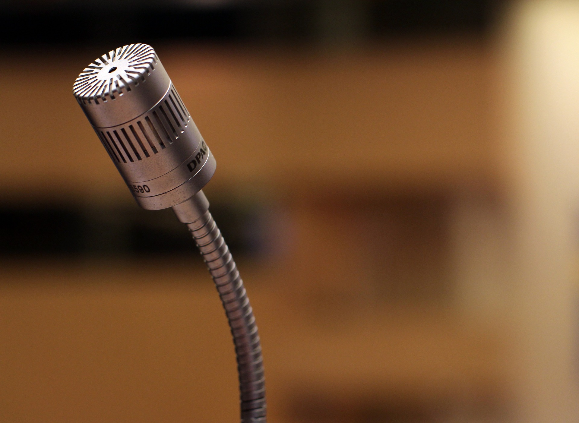 microphone (c) www.pixabay.com