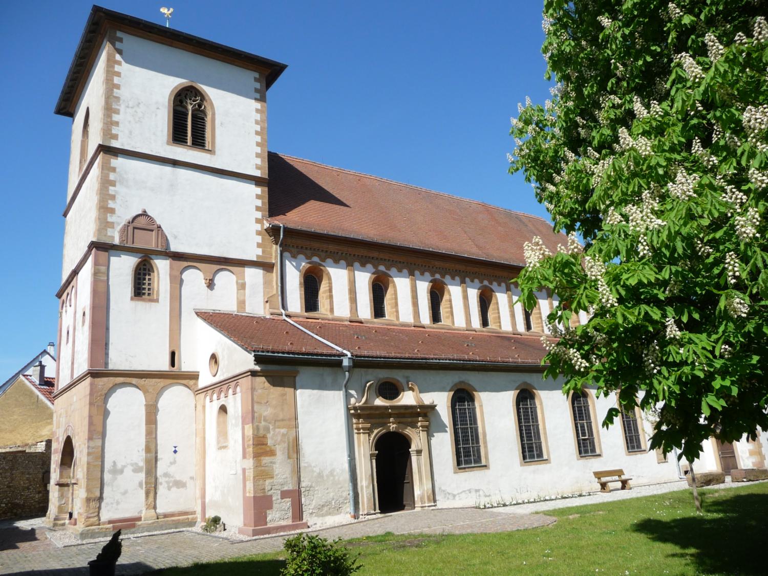 Basilika St. Lambert, Turm und Langhaus (c) Von Immanuel Giel - Eigenes Werk, CC BY-SA 4.0, https://commons.wikimedia.org/w/index.php?curid=48599012