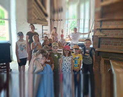 Kindertag zum Thema 'Brotbacken'