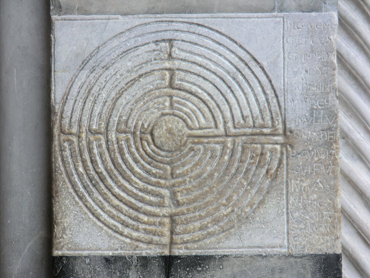 Labyrinth (c) Roland Böndgen
