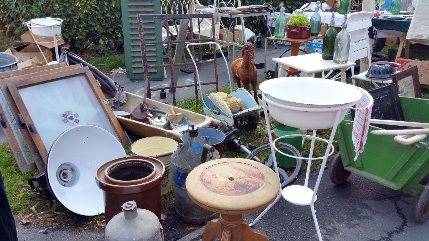 Flohmarkt_by_kerrin_gabriel_pfarrbriefservice (c) pfarrbriefservice.de